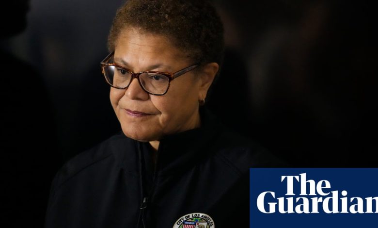 Suspect arrested after break-in at Los Angeles mayor Karen Bass’s dwelling | Los Angeles